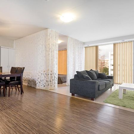 Laine Guesthouse Пярну Екстер'єр фото